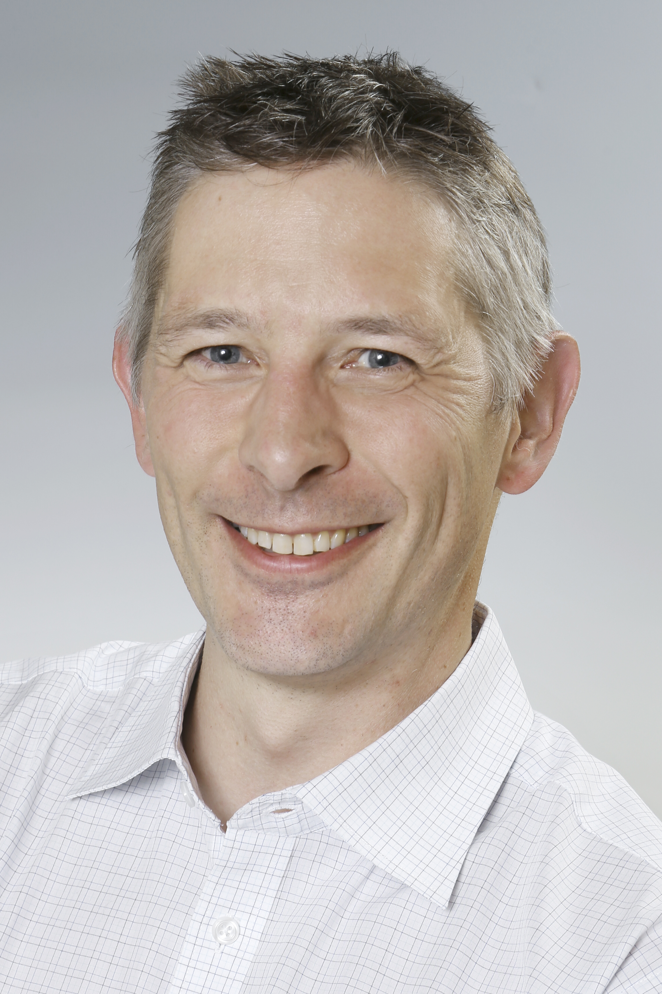Portrait von Tobias Leutenegger